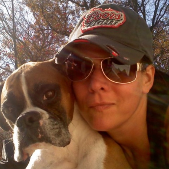 Meet your Posher, Christina - Picture 2 of 2